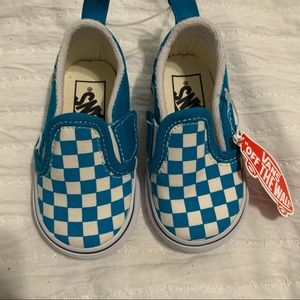 Slip on Checkered Velcro Vans